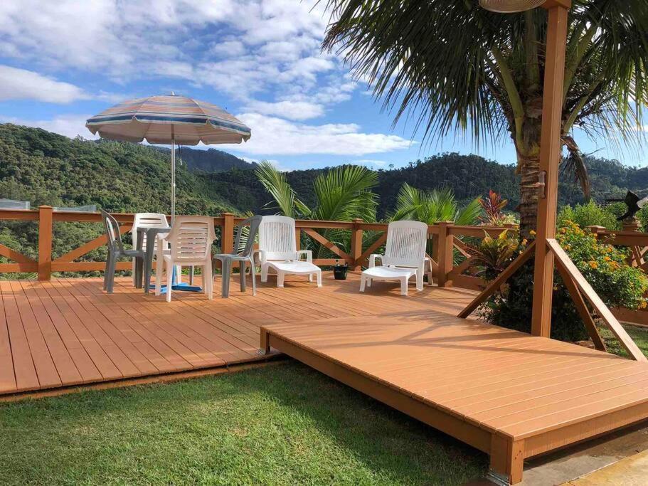 Casa nas montanhas com piscina e vista panorâmica Vila Domingos Martins Exterior foto