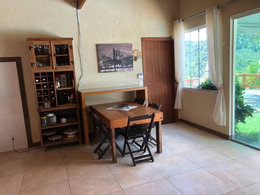 Casa nas montanhas com piscina e vista panorâmica Vila Domingos Martins Exterior foto